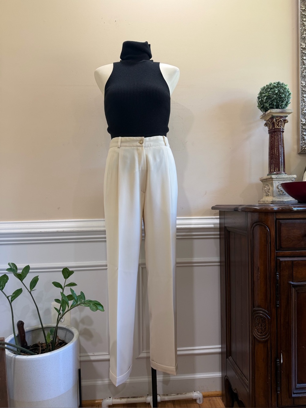 Vintage Ecru Paris High-Waist Cream Straight-Leg Pants